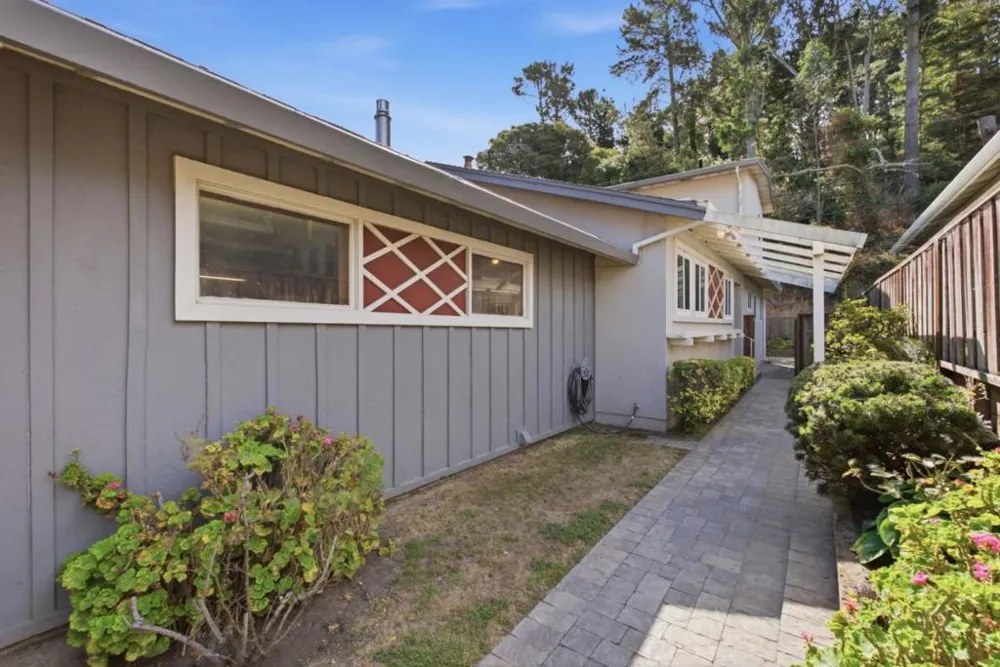2341 Valleywood Drive San Bruno, CA 94066