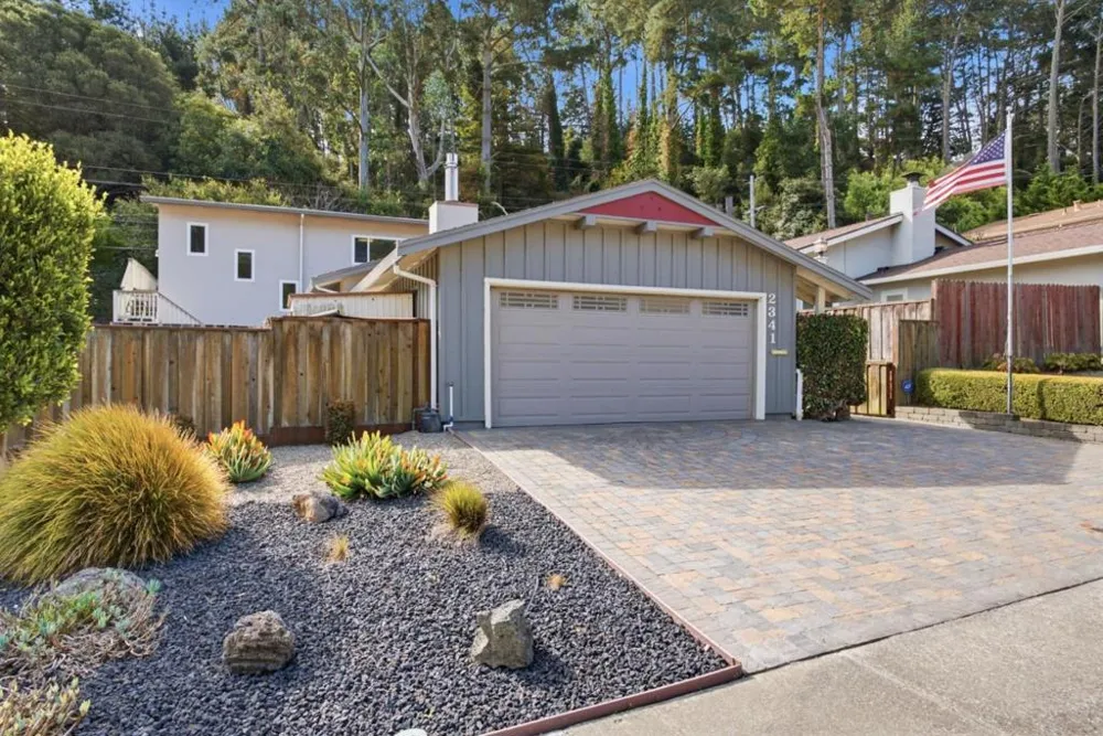2341 Valleywood Drive San Bruno, CA 94066