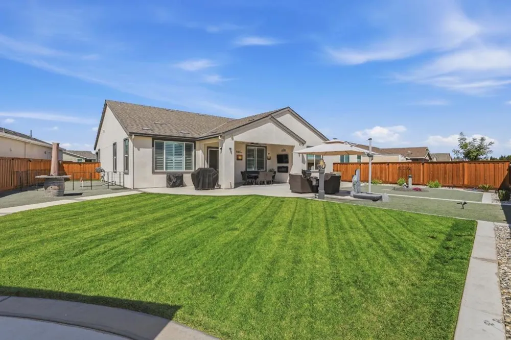 1158 Crescent Avenue Manteca, CA 95336