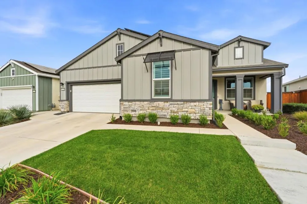 1158 Crescent Avenue Manteca, CA 95336