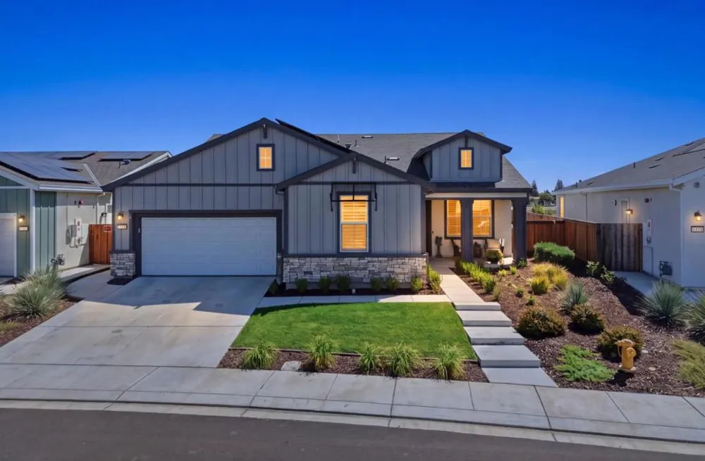 1158 Crescent Avenue Manteca, CA 95336