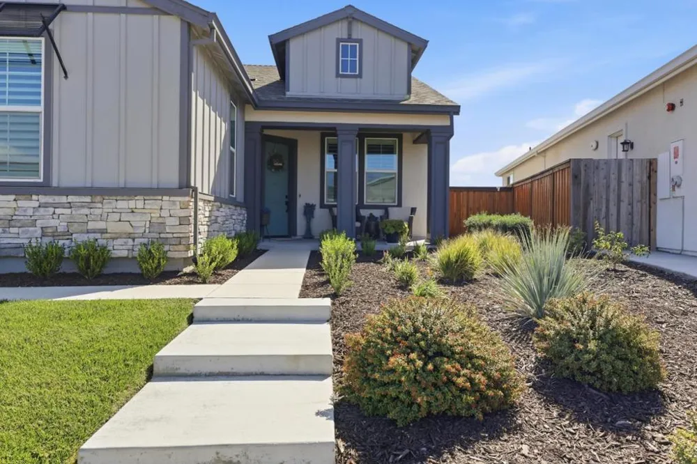 1158 Crescent Avenue Manteca, CA 95336