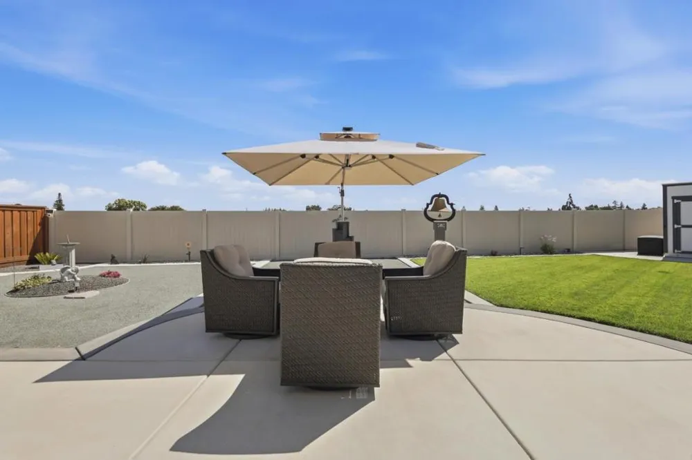 1158 Crescent Avenue Manteca, CA 95336