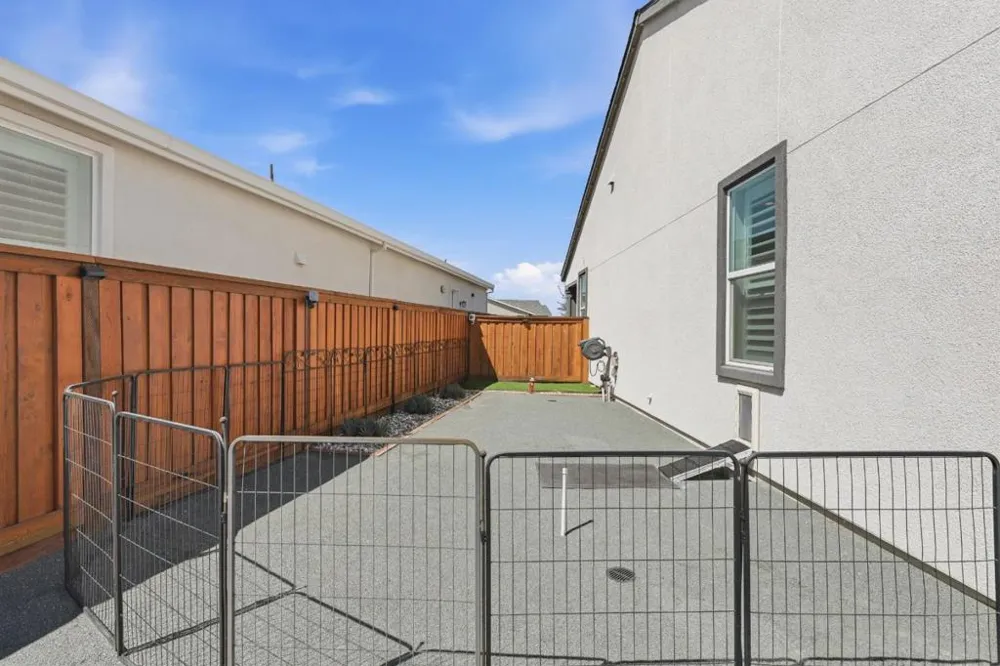 1158 Crescent Avenue Manteca, CA 95336