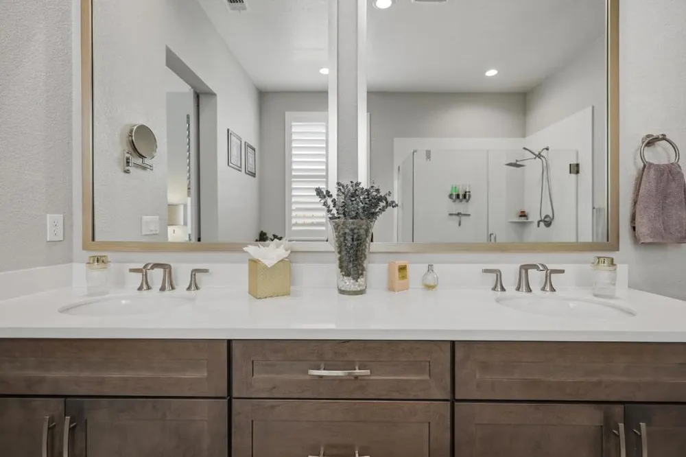 1158 Crescent Avenue Manteca, CA 95336