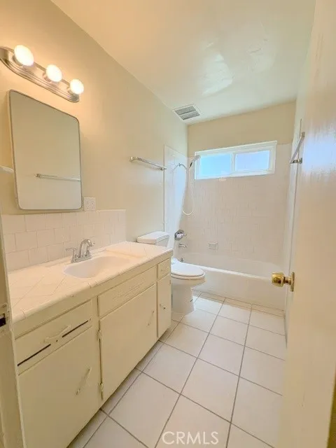 1026 W Granada Court #5 Ontario, CA 91762
