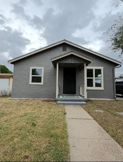 1809 Idalou Avenue