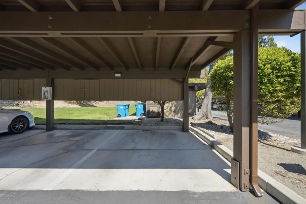 3322 Brittan Avenue #4 San Carlos, CA 94070