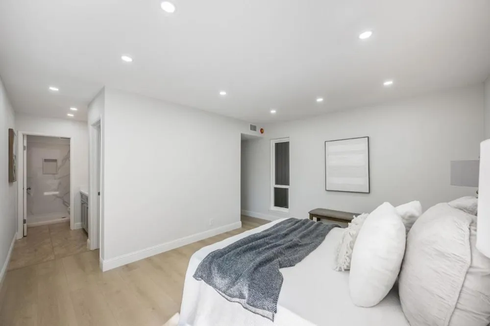 3322 Brittan Avenue #4 San Carlos, CA 94070