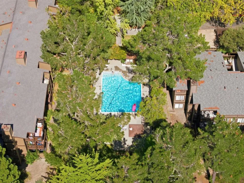 3322 Brittan Avenue #4 San Carlos, CA 94070