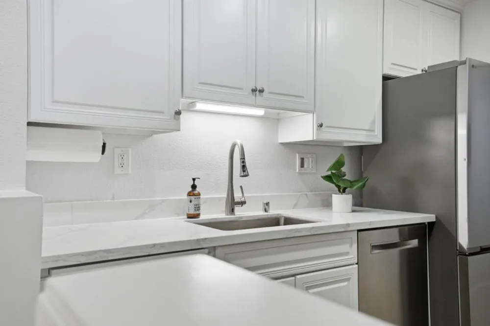 3322 Brittan Avenue #4 San Carlos, CA 94070