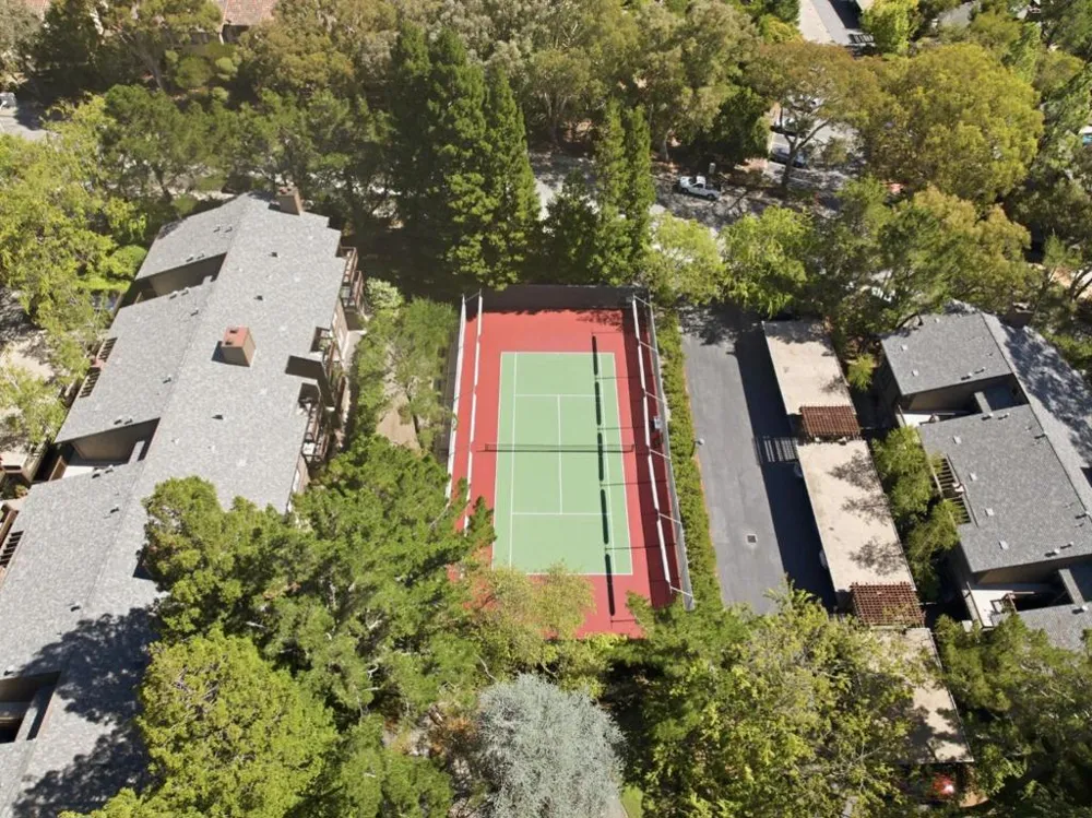 3322 Brittan Avenue #4 San Carlos, CA 94070