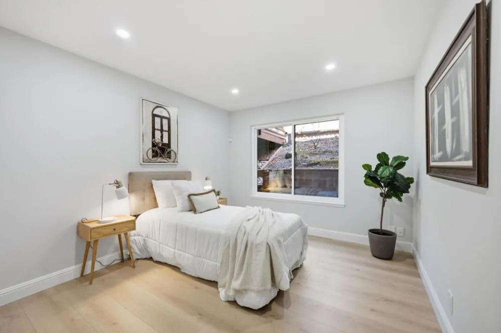 3322 Brittan Avenue #4 San Carlos, CA 94070