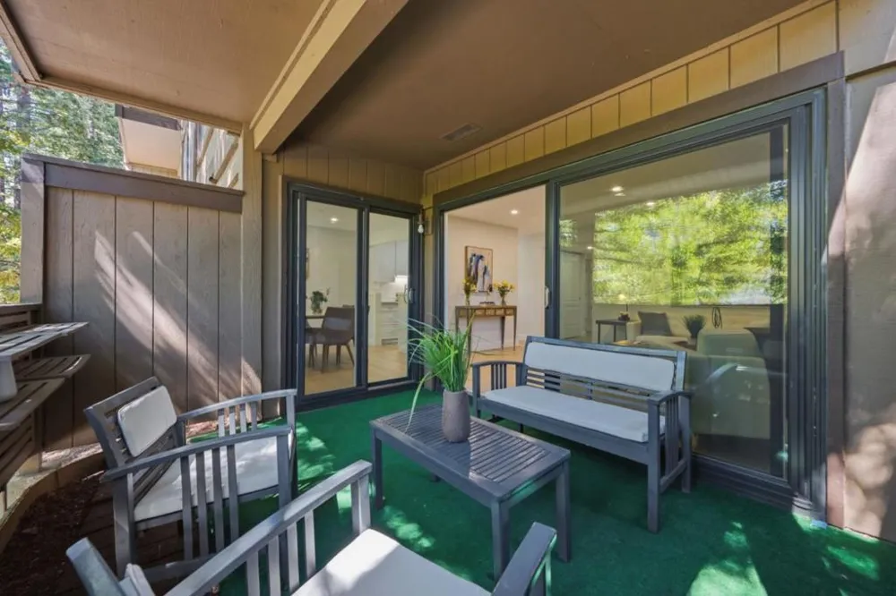3322 Brittan Avenue #4 San Carlos, CA 94070
