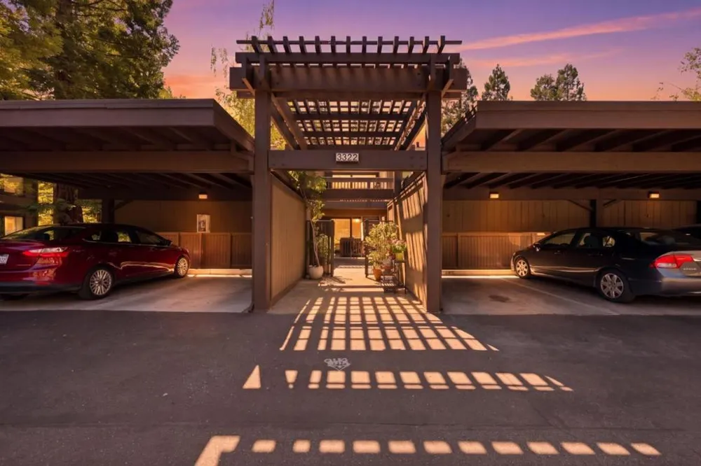 3322 Brittan Avenue #4 San Carlos, CA 94070
