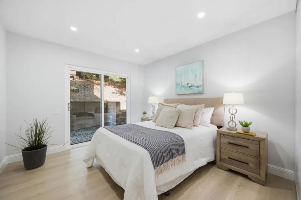 3322 Brittan Avenue #4 San Carlos, CA 94070