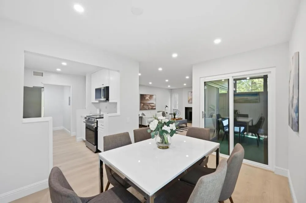 3322 Brittan Avenue #4 San Carlos, CA 94070