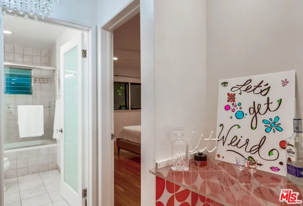 1275 Havenhurst Drive #4 West Hollywood, CA 90046