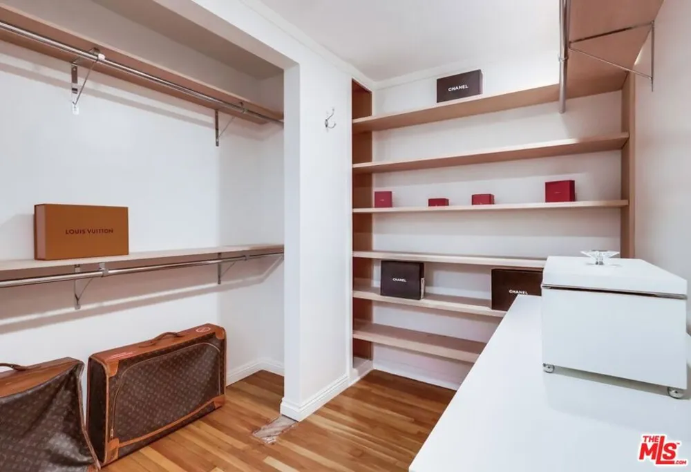 1275 Havenhurst Drive #4 West Hollywood, CA 90046