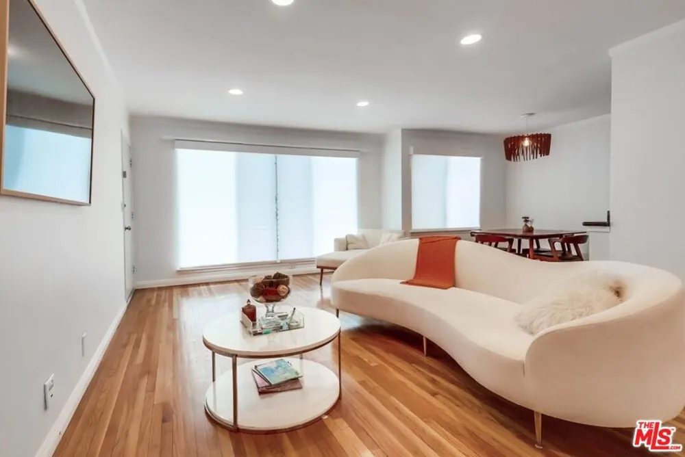 1275 Havenhurst Drive #4 West Hollywood, CA 90046