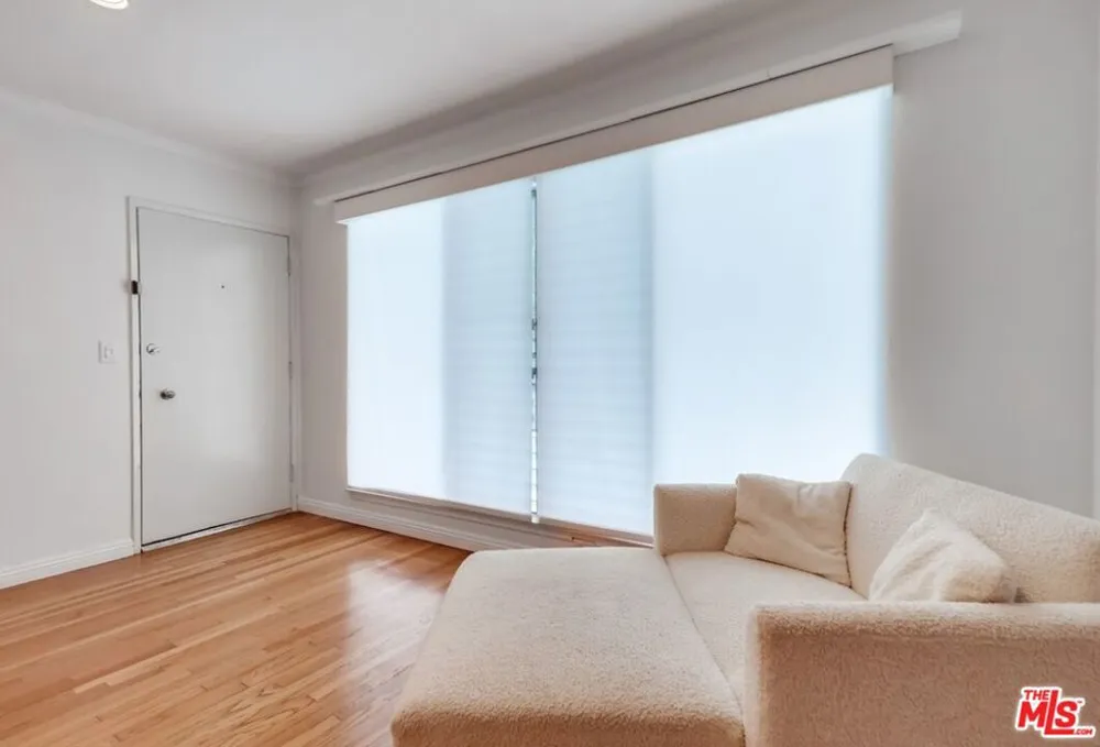1275 Havenhurst Drive #4 West Hollywood, CA 90046
