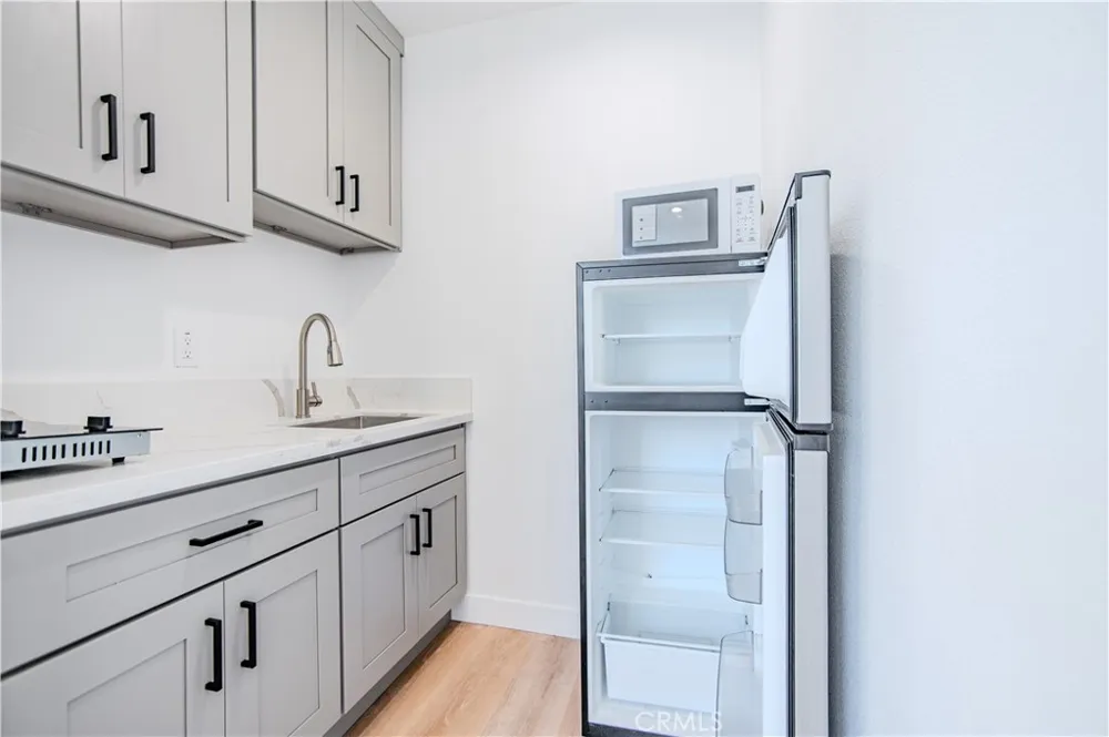 10691 McKeen Studio Street Garden Grove, CA 92843
