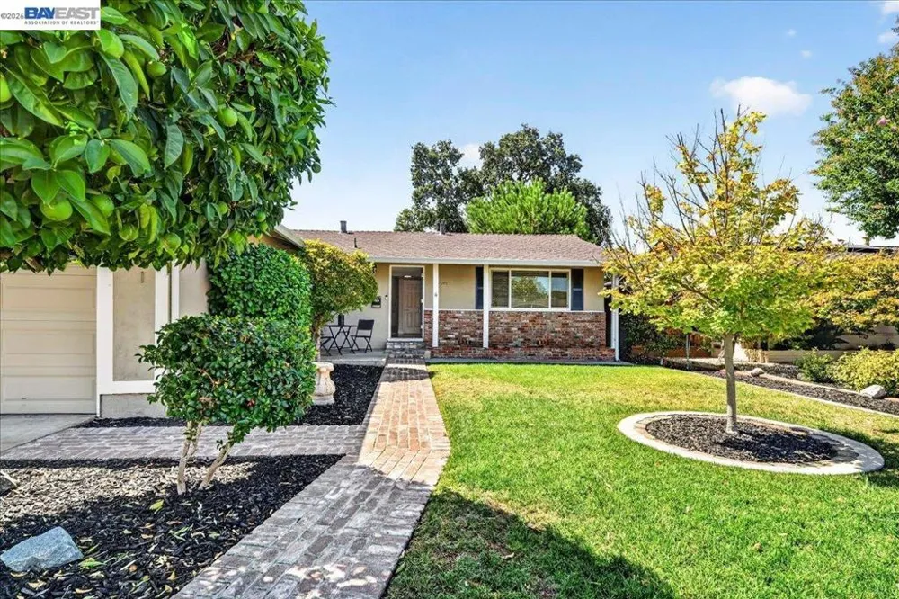 961 Essex St Livermore, CA 94550