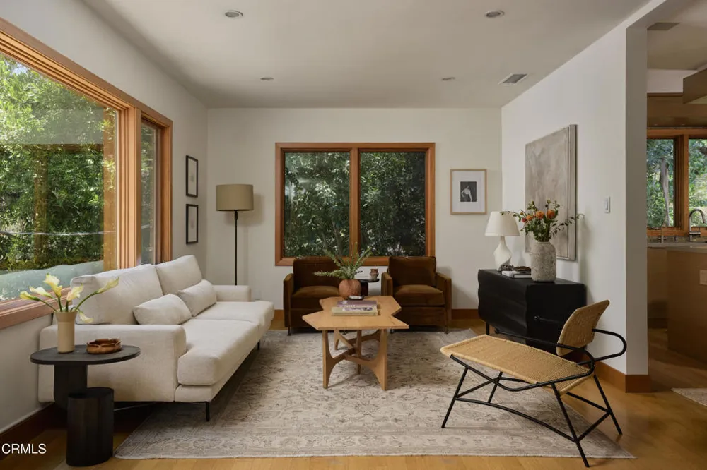 9616 Highland Gorge Drive Beverly Hills, CA 90210