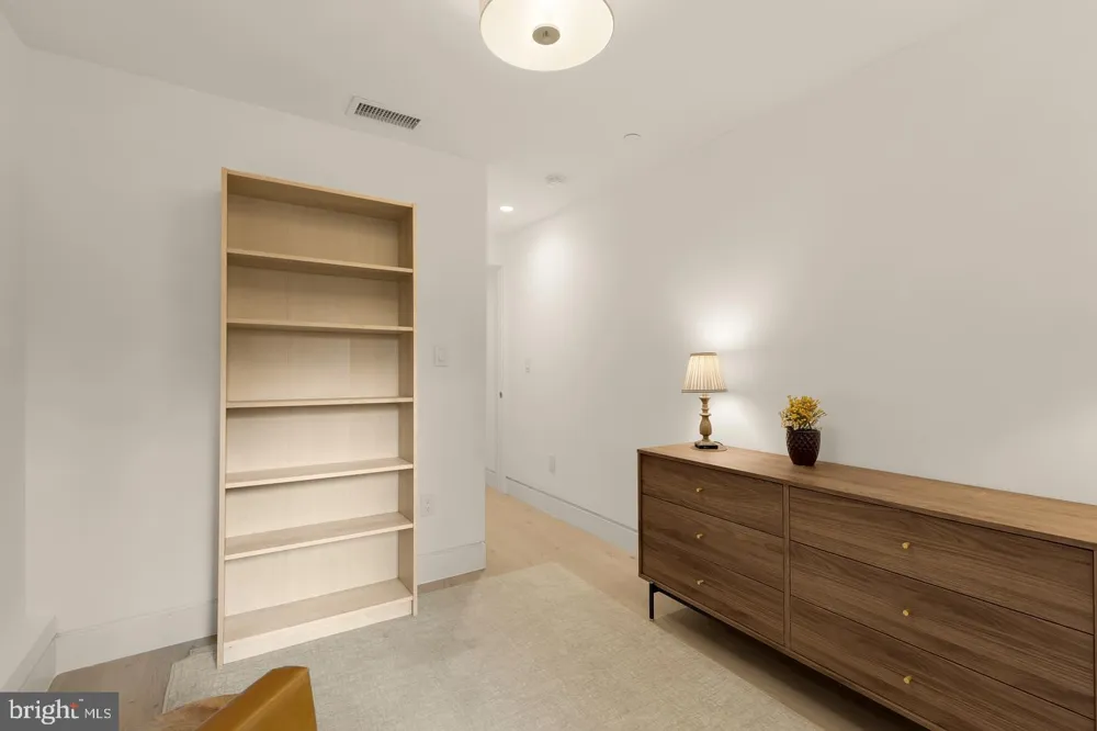 4013 DAVIS PLACE NW #1 Washington, DC 20007