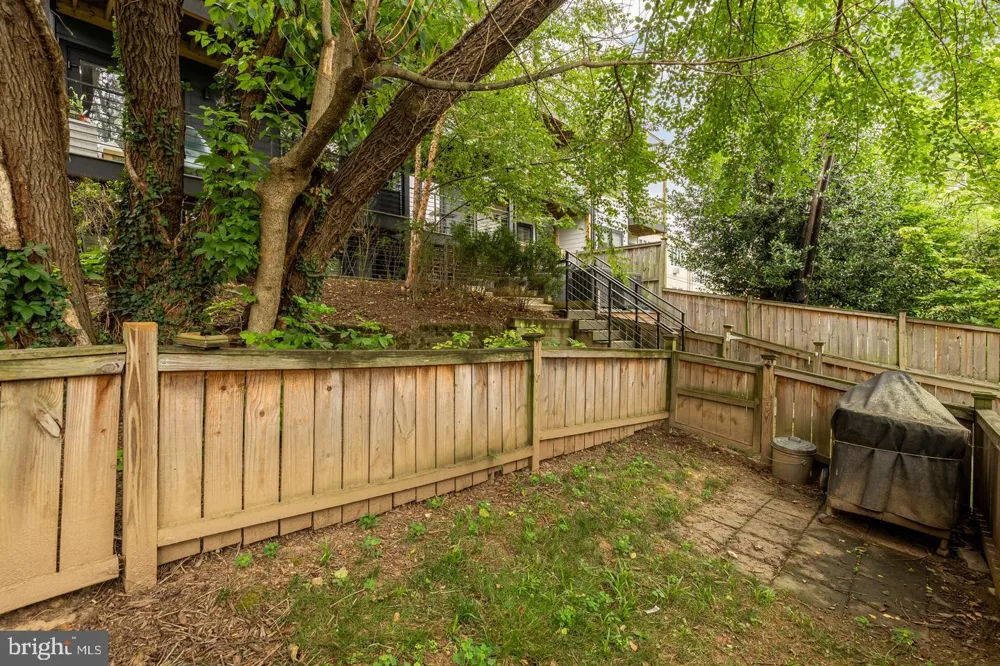4013 DAVIS PLACE NW #1 Washington, DC 20007