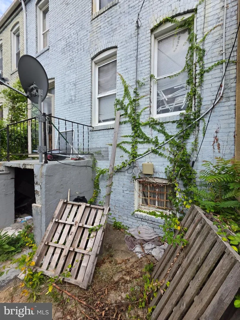 3135 OAKFORD AVENUE Baltimore, MD 21215