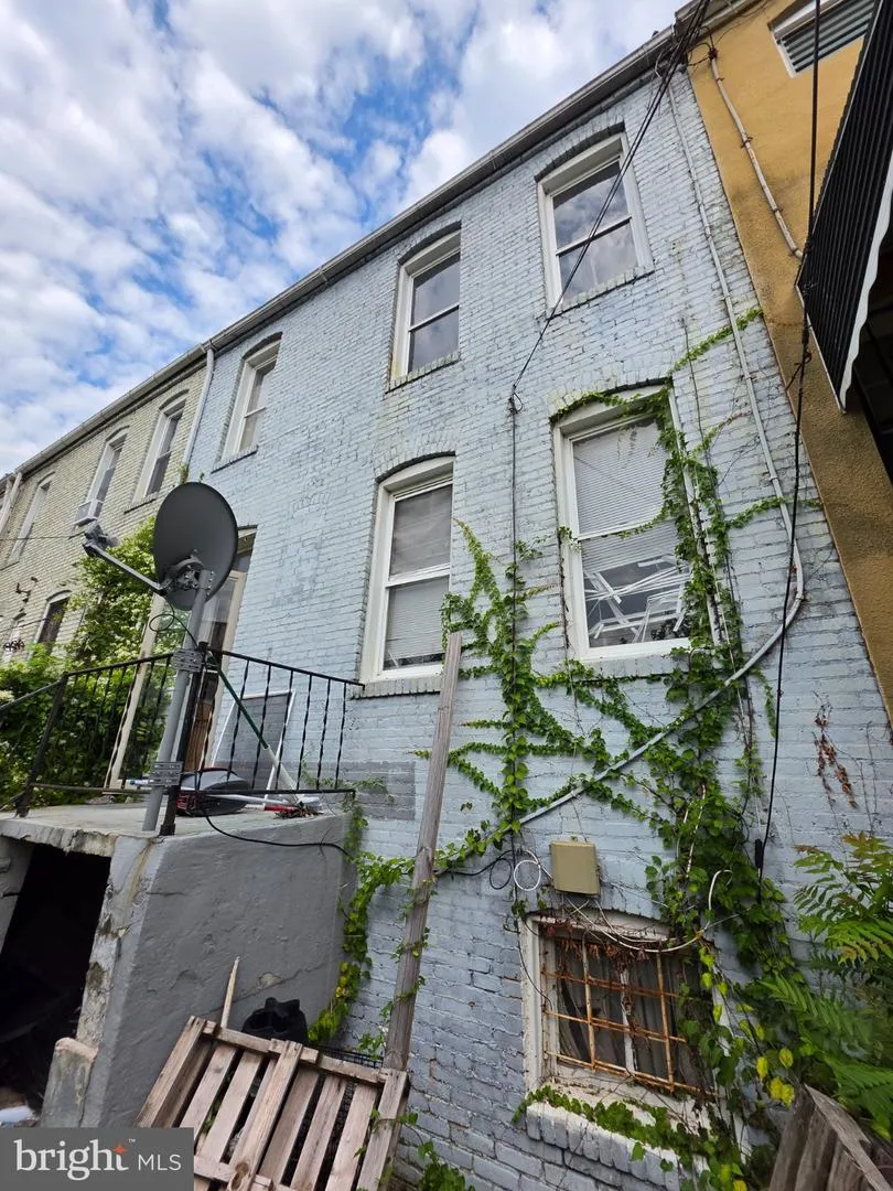 3135 OAKFORD AVENUE Baltimore, MD 21215