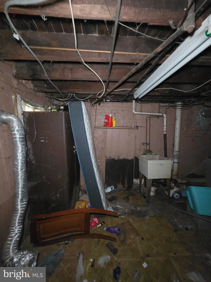 3135 OAKFORD AVENUE Baltimore, MD 21215