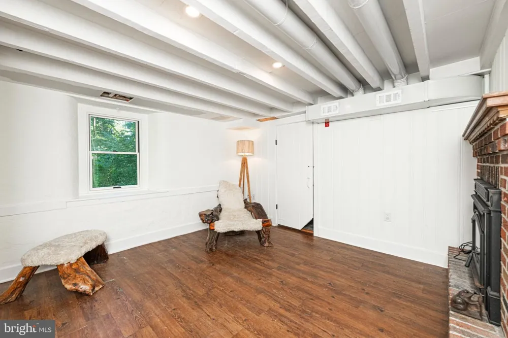 2 HARTMAN RUN Phoenixville, PA 19460
