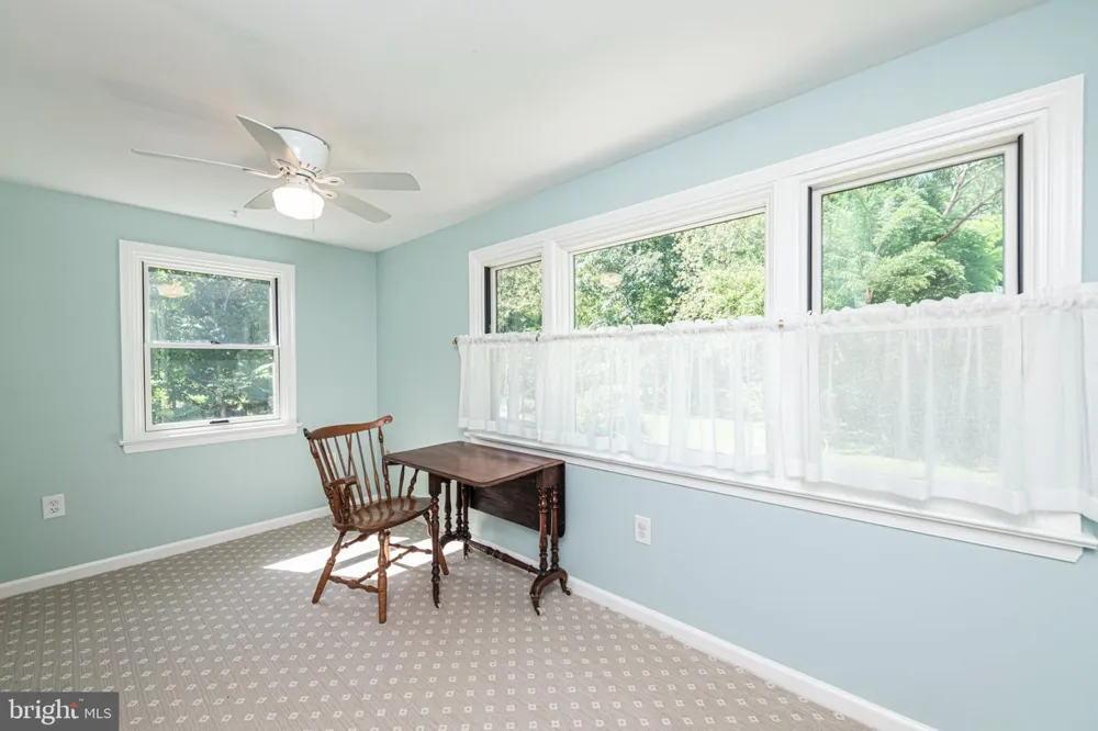 2 HARTMAN RUN Phoenixville, PA 19460