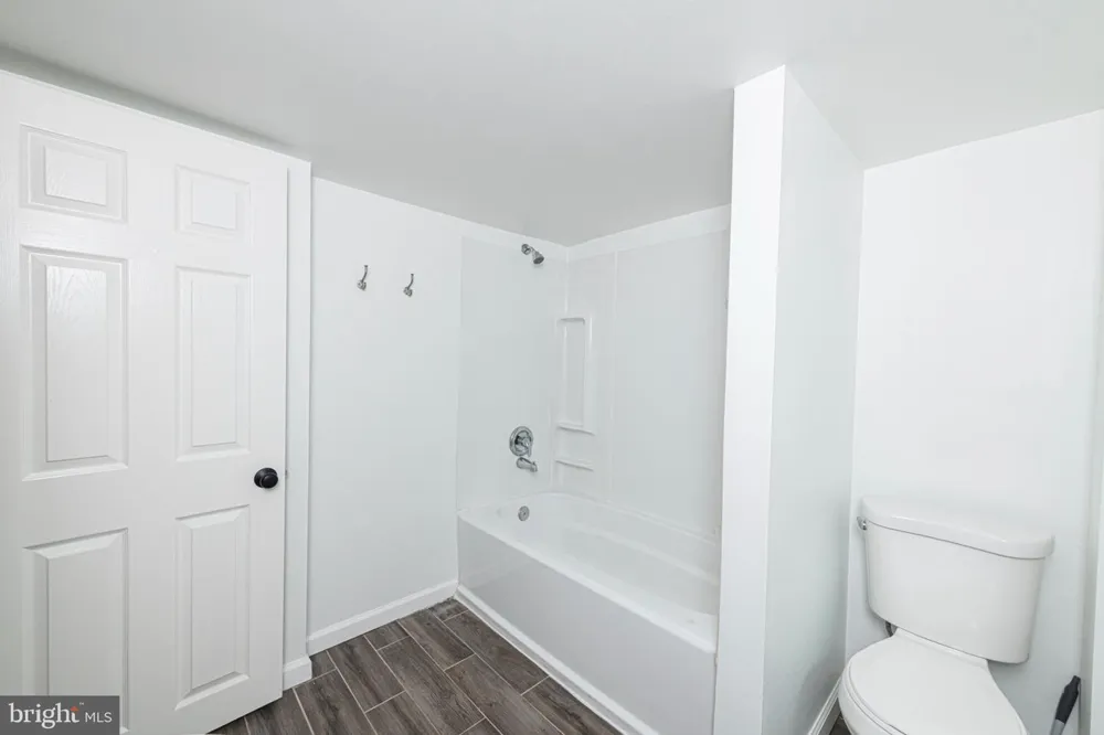2 HARTMAN RUN Phoenixville, PA 19460