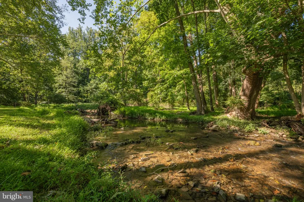 2 HARTMAN RUN Phoenixville, PA 19460