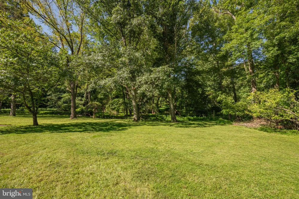 2 HARTMAN RUN Phoenixville, PA 19460