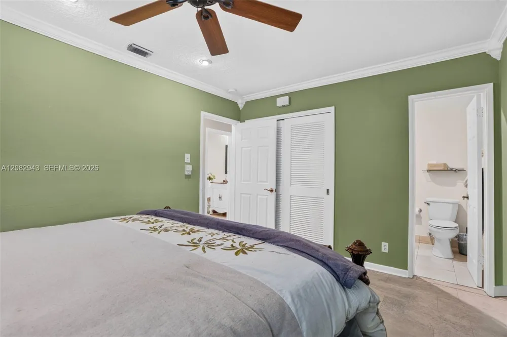 2100 SW 23rd Ter Fort Lauderdale, FL 33312