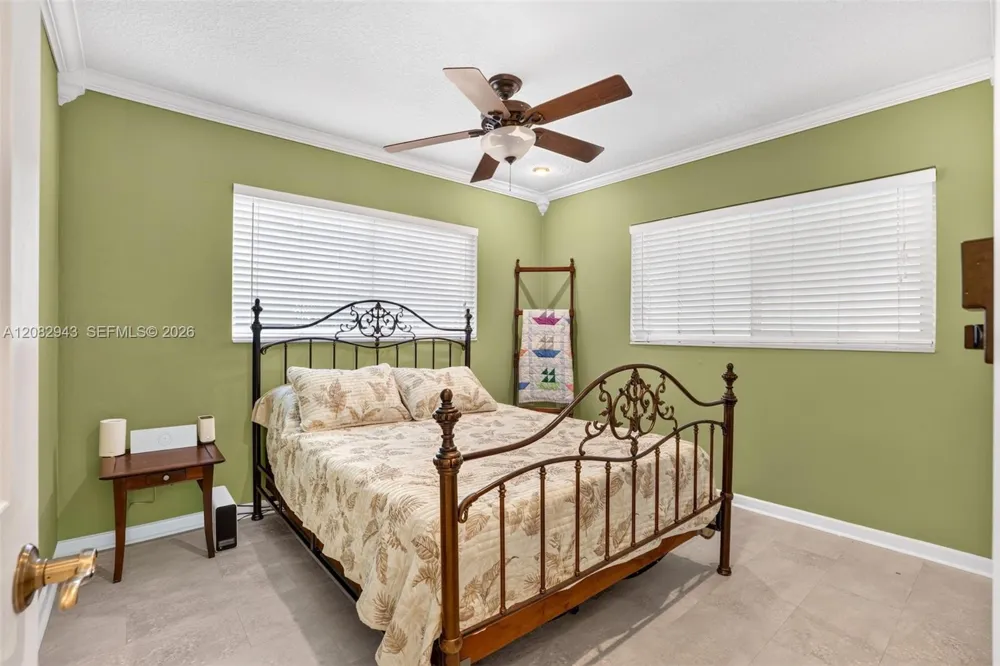 2100 SW 23rd Ter Fort Lauderdale, FL 33312