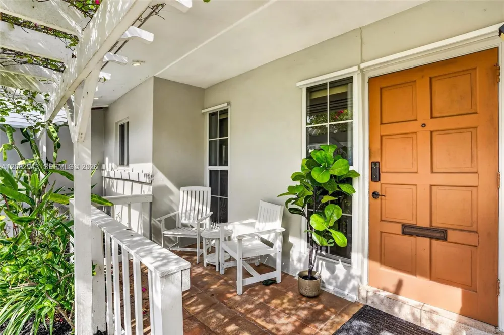 2100 SW 23rd Ter Fort Lauderdale, FL 33312