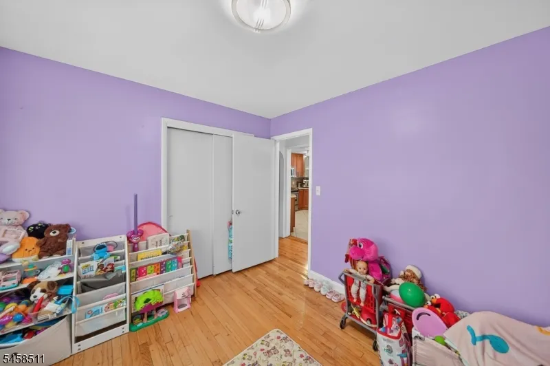 47 Albert Ave Edison, NJ 08837