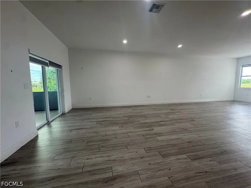 Mill Court Labelle, FL 33935