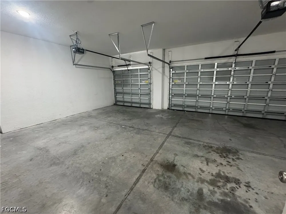 Mill Court Labelle, FL 33935
