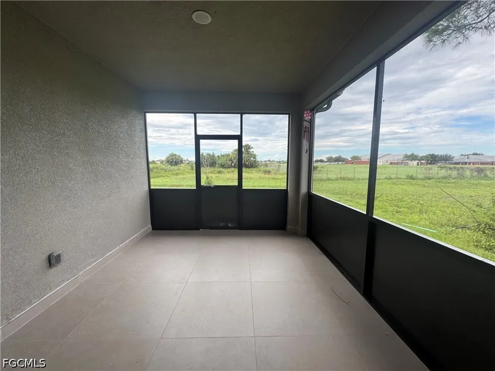 Mill Court Labelle, FL 33935