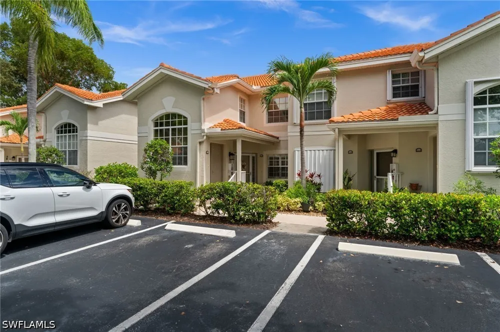 Silver Trumpet Lane #103 Naples, FL 34109