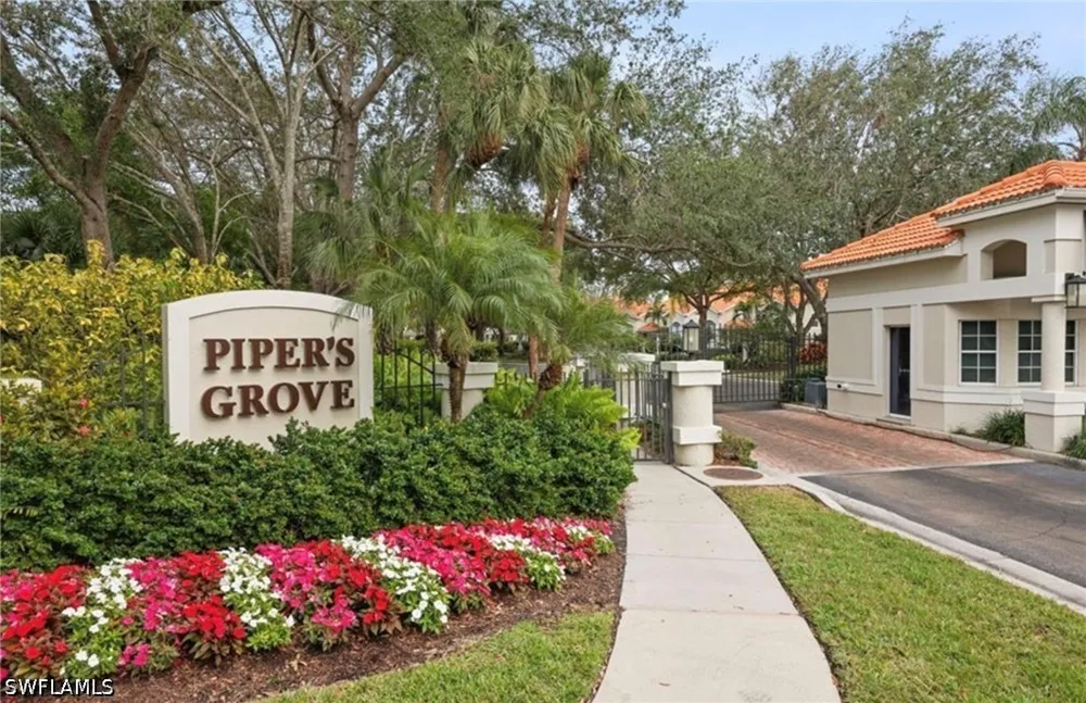 Silver Trumpet Lane #103 Naples, FL 34109