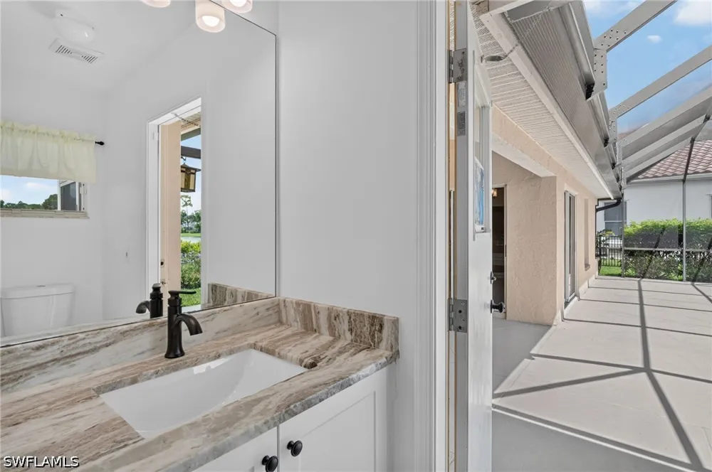 E Crown Point Naples, FL 34112
