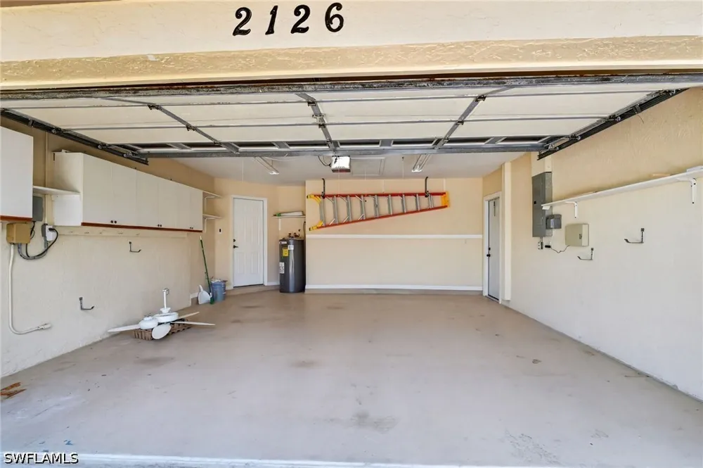 E Crown Point Naples, FL 34112
