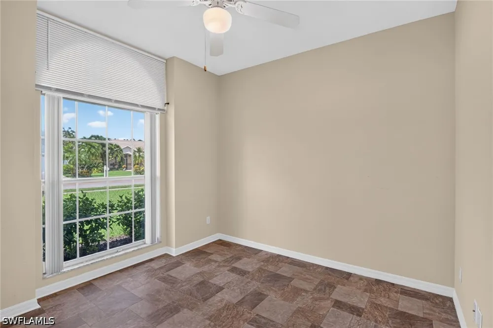 E Crown Point Naples, FL 34112
